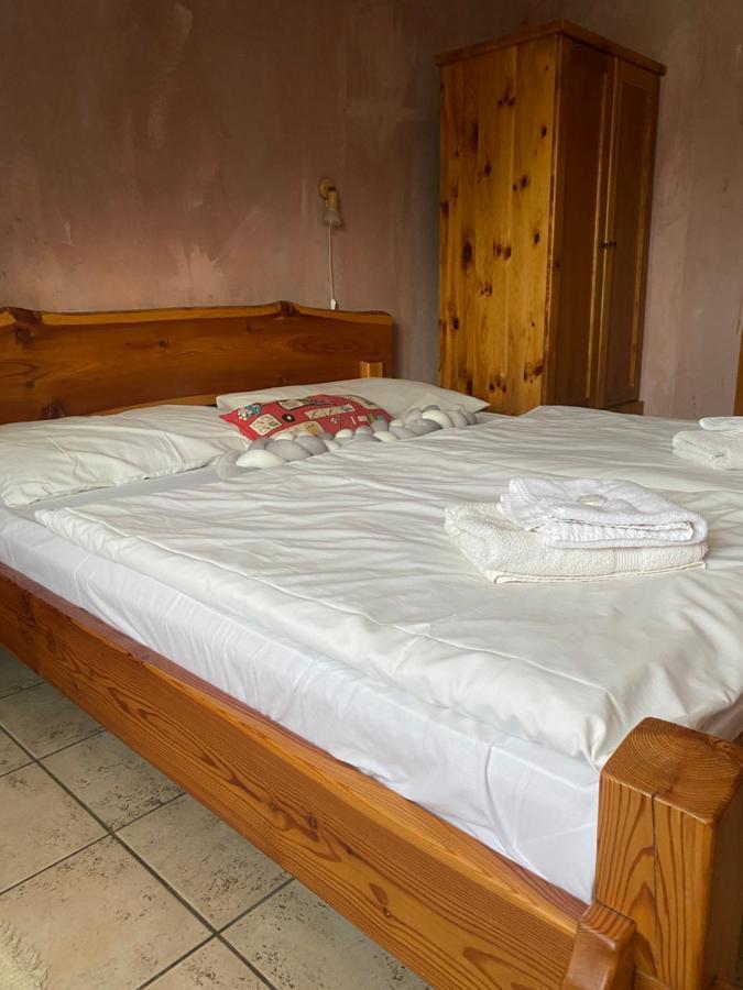 Hostel Caferazy Poprad Exteriér fotografie